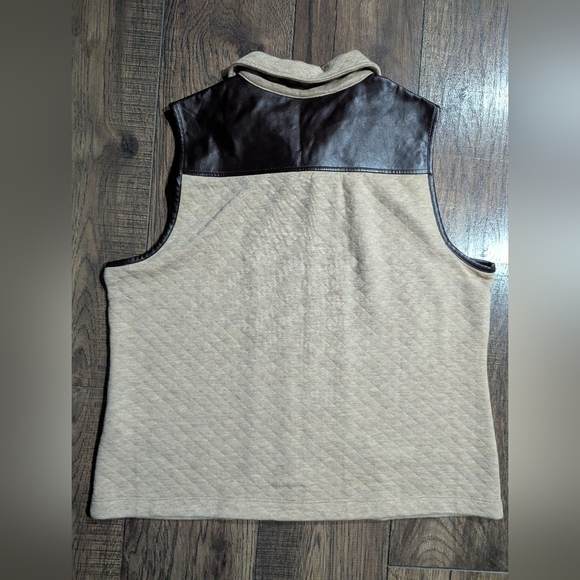 Chico's Women's Heathered Quilt Bunny Vest - Camel w/ Brown Leather Size XL NWT! - Picture 3 of 16